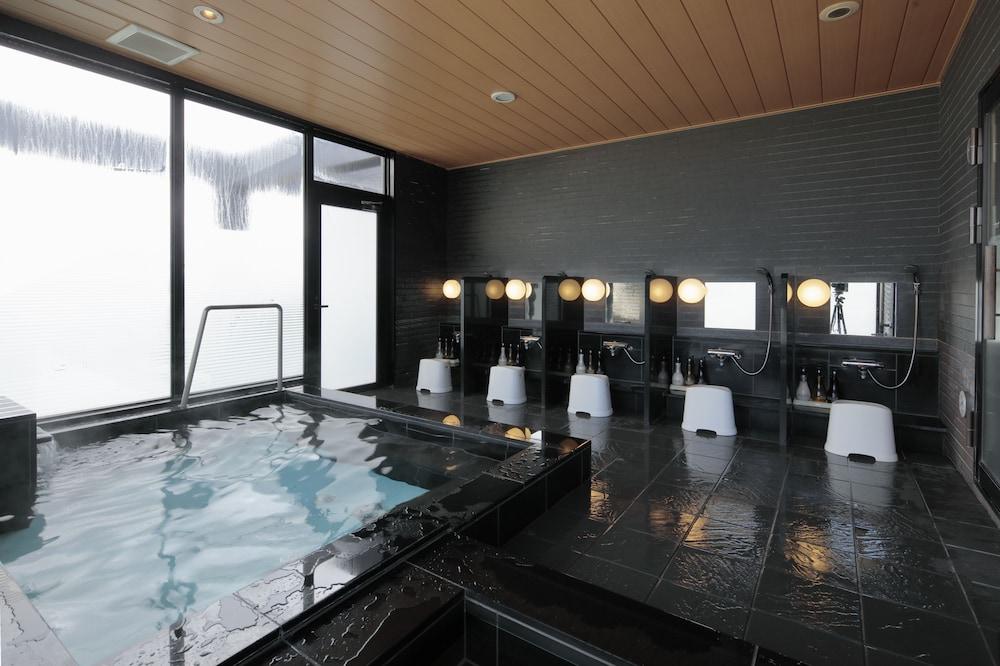 Candeo Hotels Камеяма Екстериор снимка