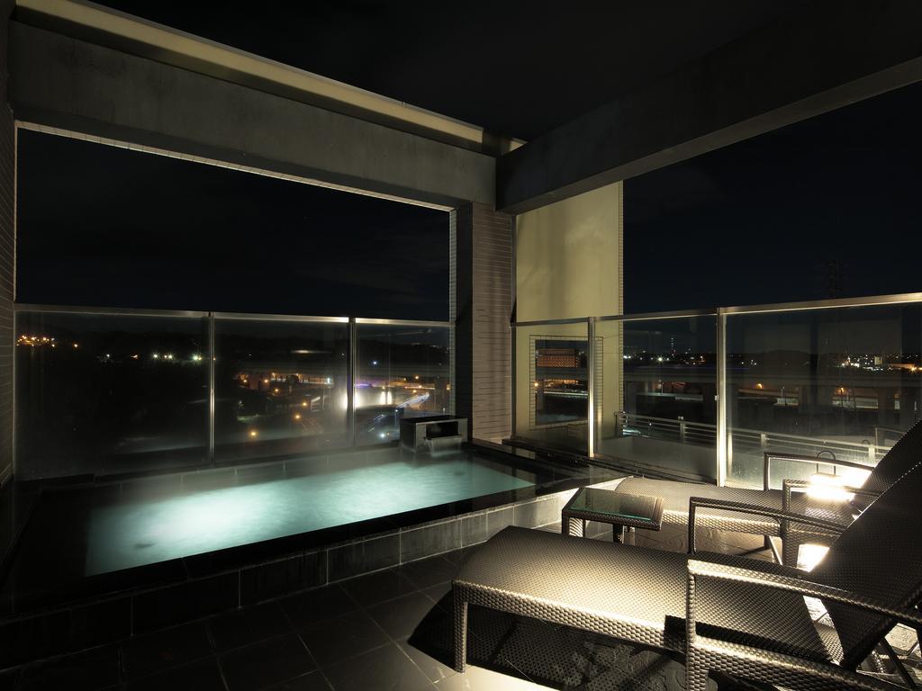 Candeo Hotels Камеяма Екстериор снимка